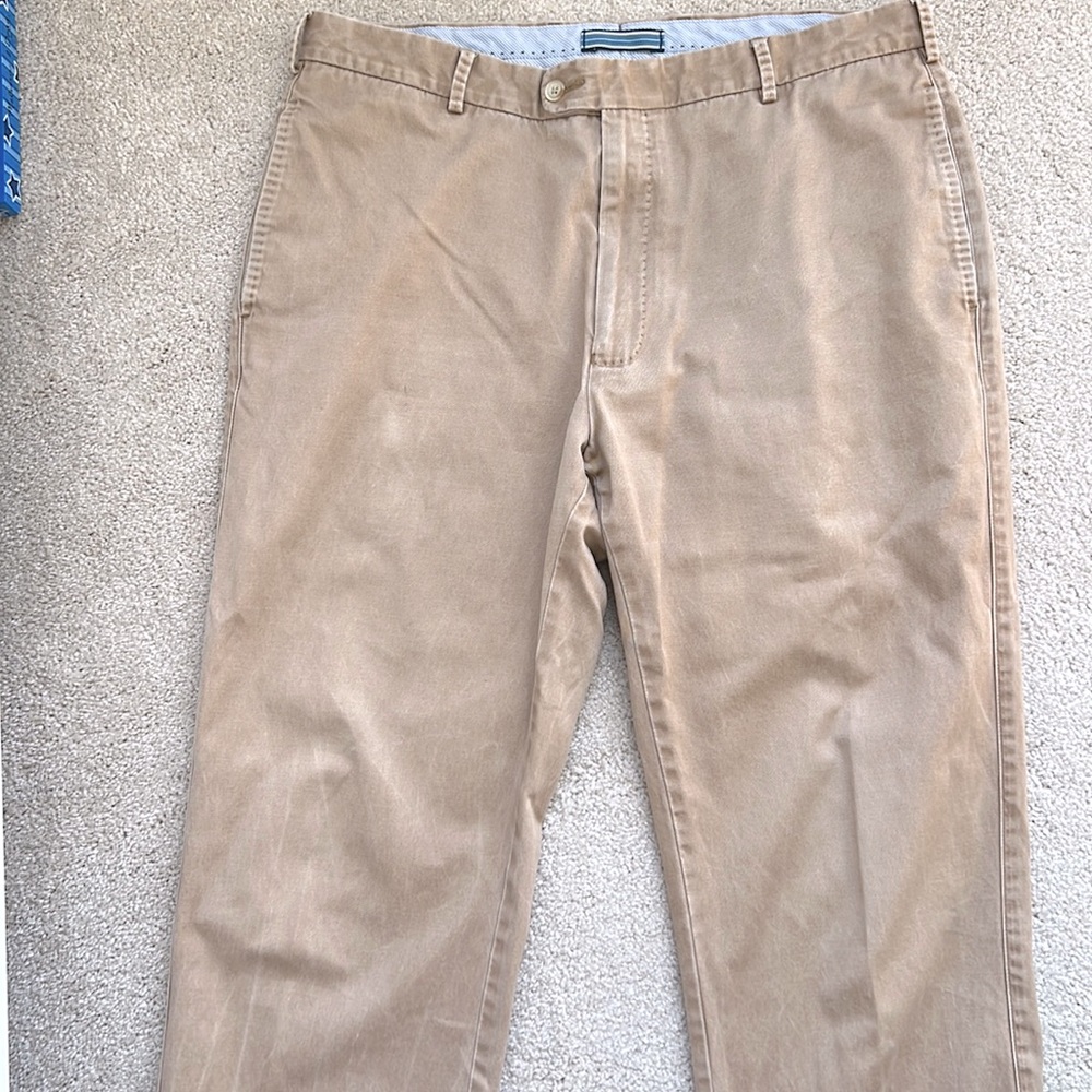 Peter Millar men’s khaki pant